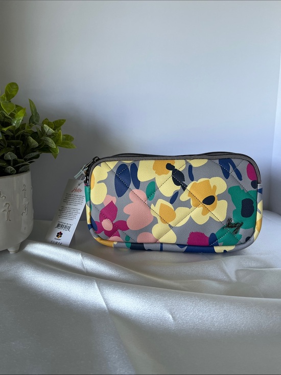 lug Handbags - LUG - Coupe XL Matte Luxe VL Convertible Crossbody Bag in Wildflower Multi